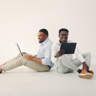 Fall/Winter Fashion Trends: Latest Styles and Inspiration