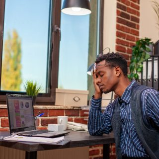 Booking a Doctor Online vs Visiting a Clinic: What No One Tells You